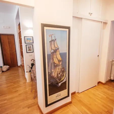 Hill - Exclusive Use Rome